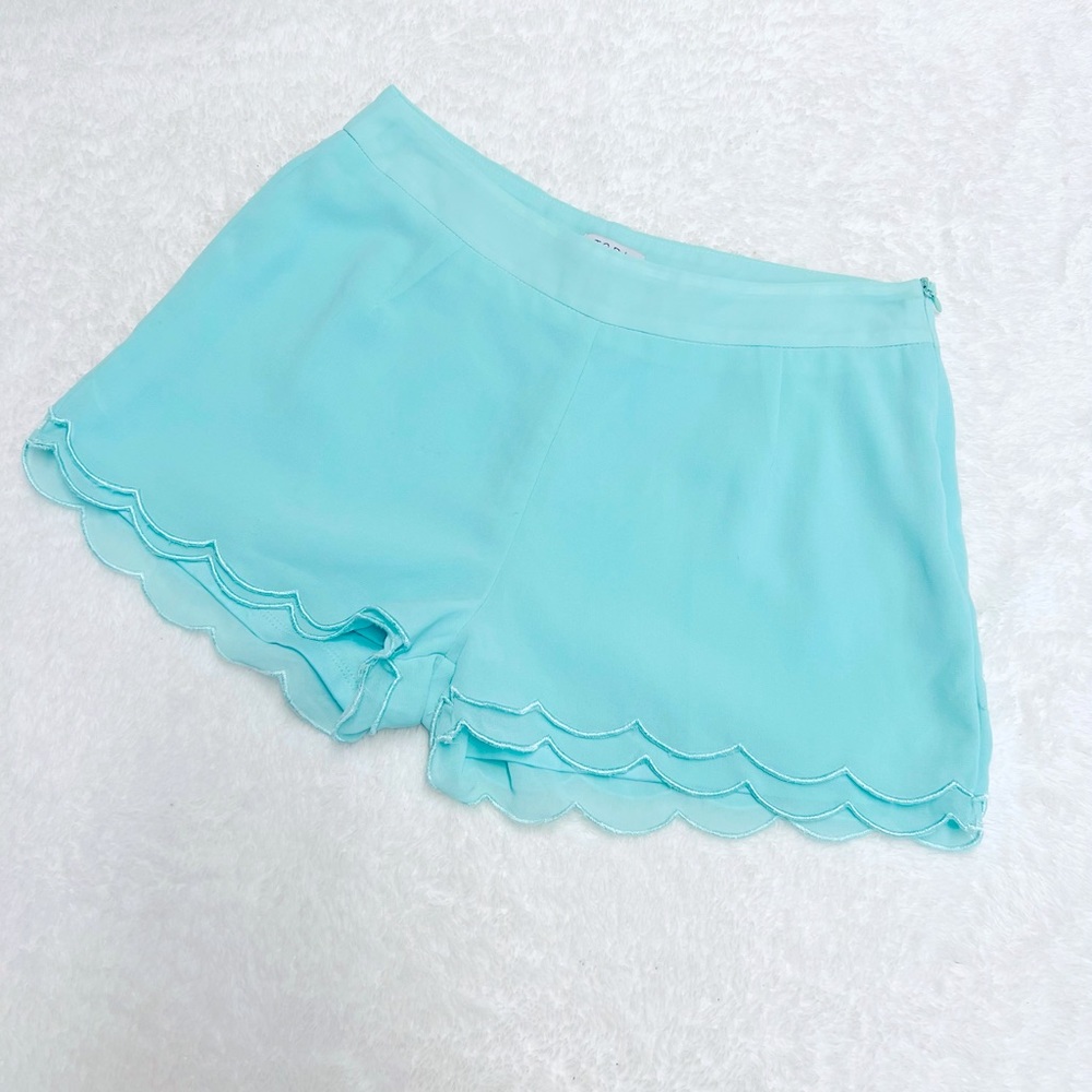 Tobi Aqua Scalloped Hem Layered Shorts Size S